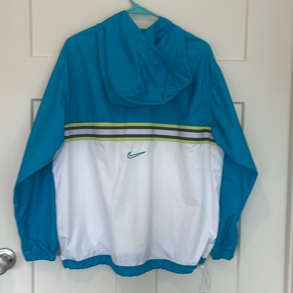 Nike jacket - Picture 2 of 5